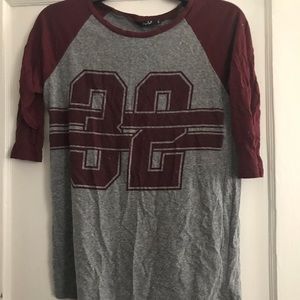 Grey and burgundy baseball tee